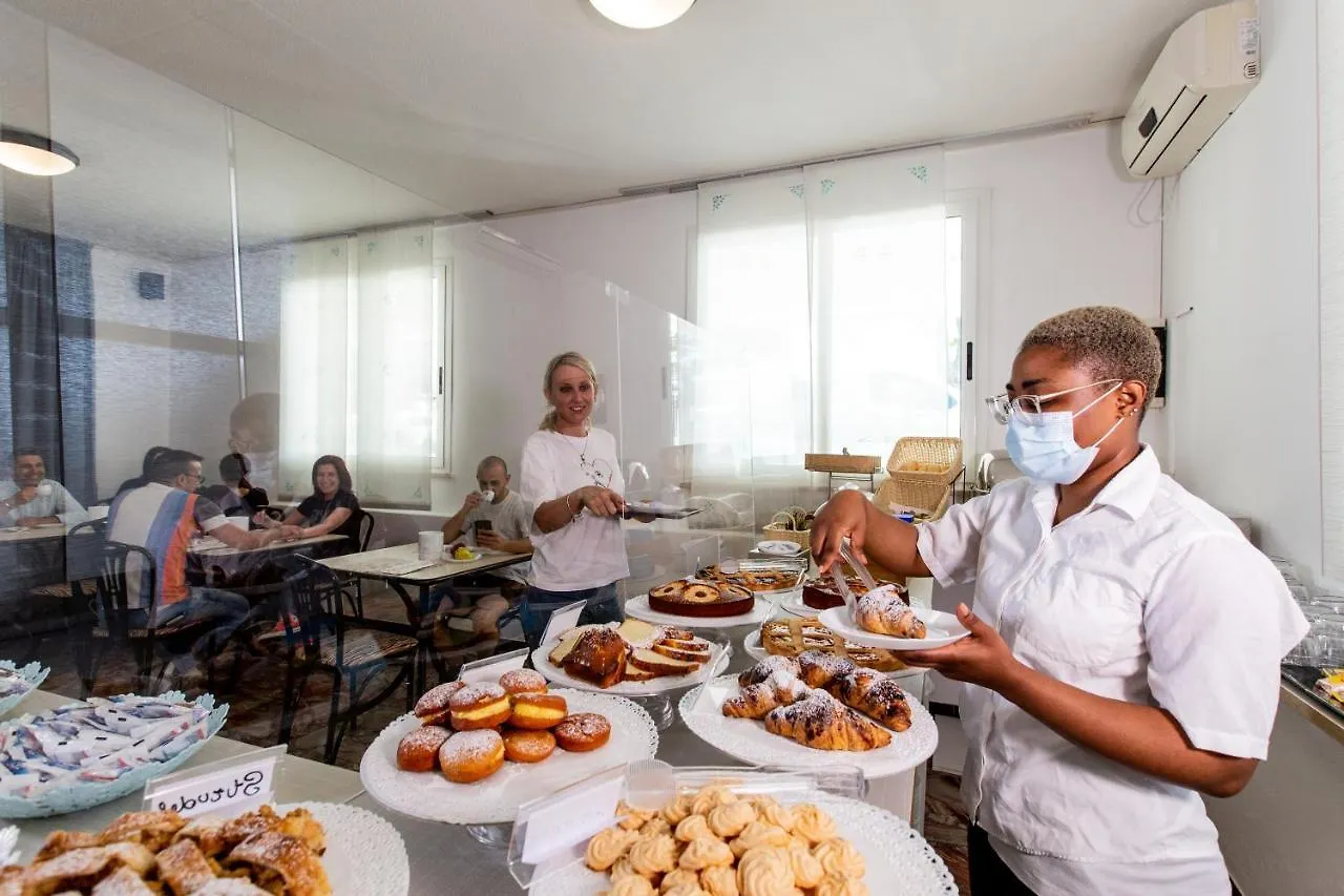 Hotel Christian Ideale Per Famiglie Riccione Italia