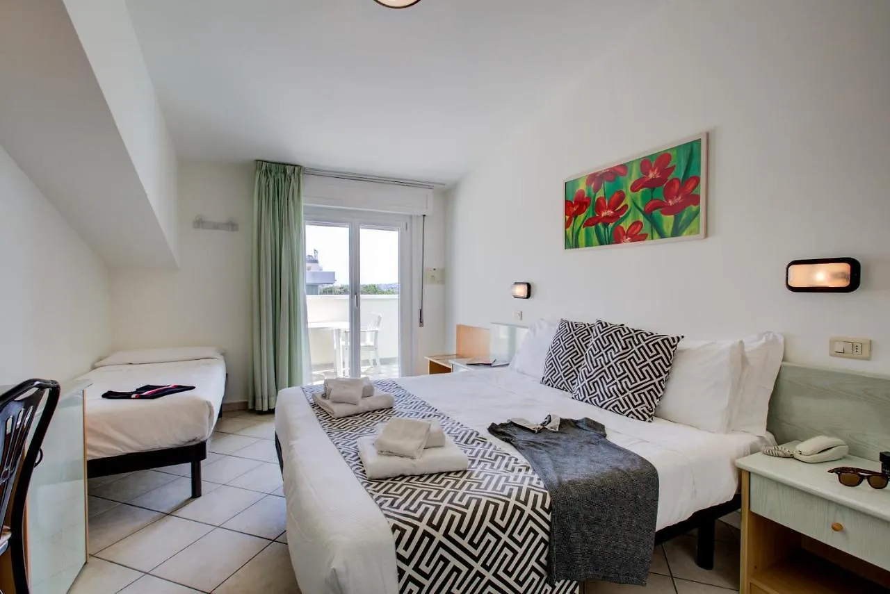 Hotel Christian Ideale Per Famiglie Riccione 3*,  Italia